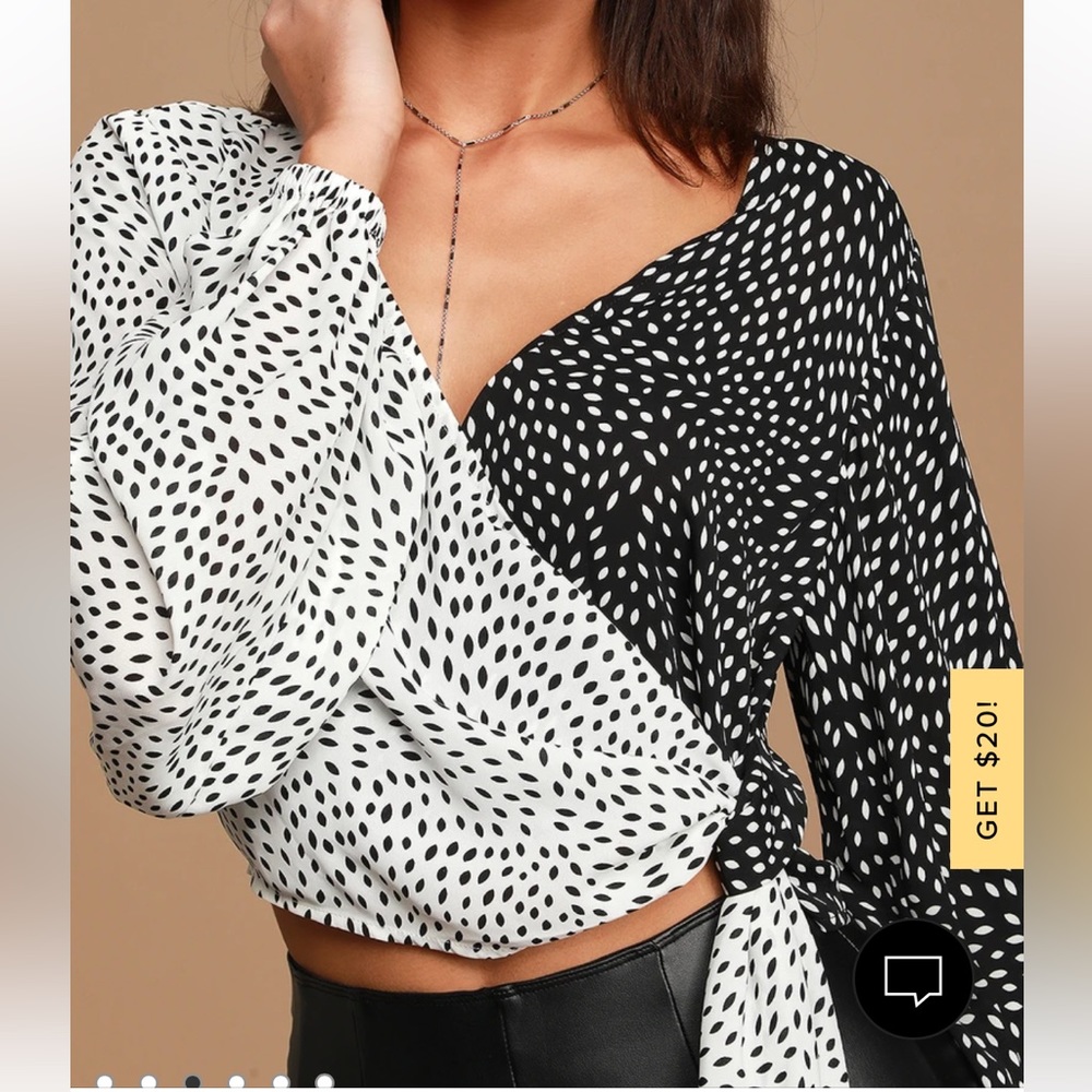 lulus black and white print long sleeve crop top - xs